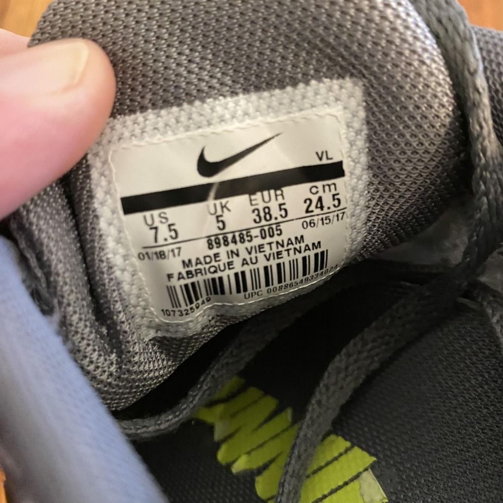 Nike Air Zoom Winflo 4 Shoes Womens Size 7.5 Volt Running Cushlon ST 898485-005 - Picture 12 of 13